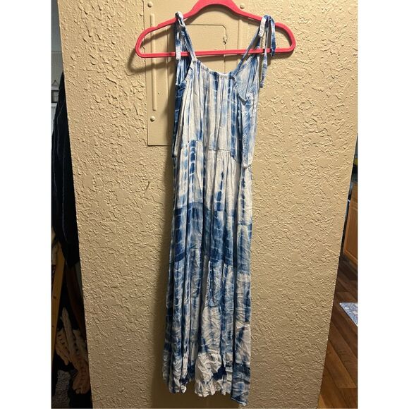 Young USA Blue And White Tie Dye Sundress Woman’s Size Small - Picture 7 of 10